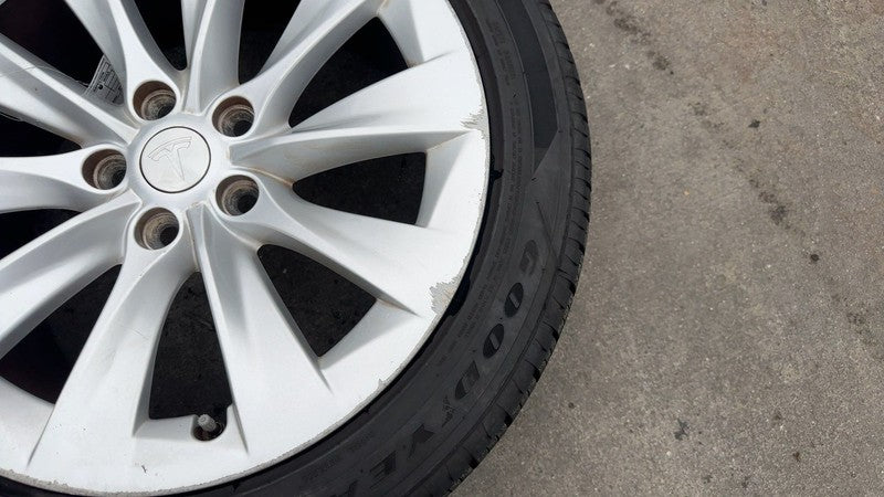 ⭕ 16-20 Model S MS Wheel Rim 19x8.0+40MM + Goodyear Tire 245/45R19 105