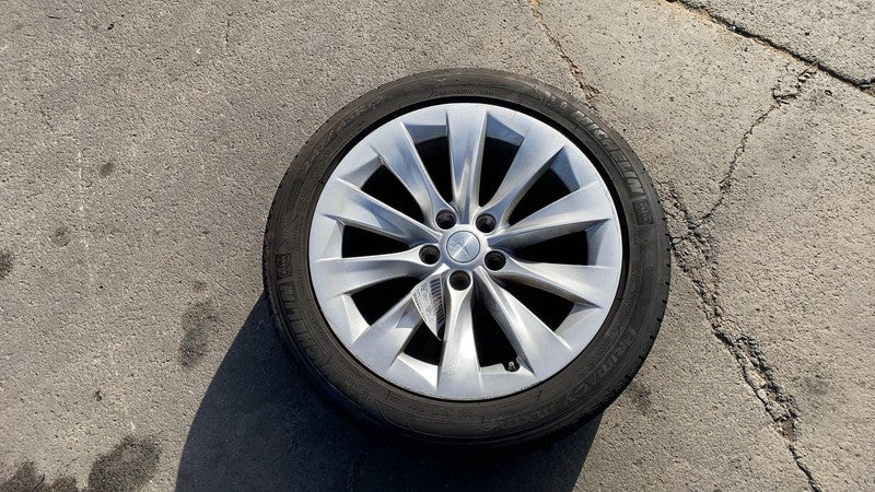 ⭕ 16-20 Model S MS Wheel Rim 19x8.0+40MM + Michelin Tire 245/45R19 105