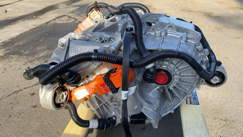 1120990 00 G 2017-2020 Tesla Model 3 M3 Rear Drive Unit Engine Electric Motor Low Current AWD