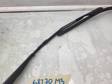 ⭕ 2017-2022 Tesla Model 3 Front Right Windshield Wiper Arm & Blade 1076729-00-C
