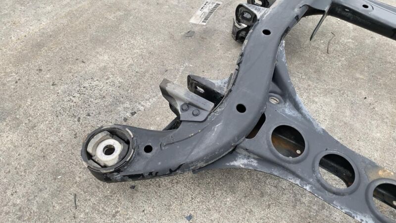 7L0407747A 2011-2018 Porsche Cayenne Front Subframe Crossmember Cradle w/ Stabilizer Bar
