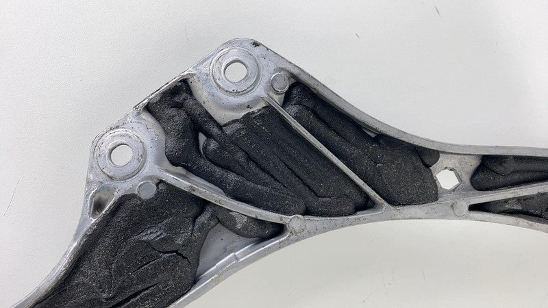 7362724 10 2018-2021 BMW 530e Front Suspension Body Bulkhead Strut Tower Brace Bar RWD