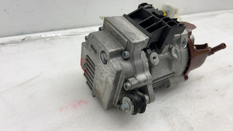 68529426 AD 2021 2022 2023 Jeep Wrangler Power Steering Reservoir Pump & Motor Assembly OEM