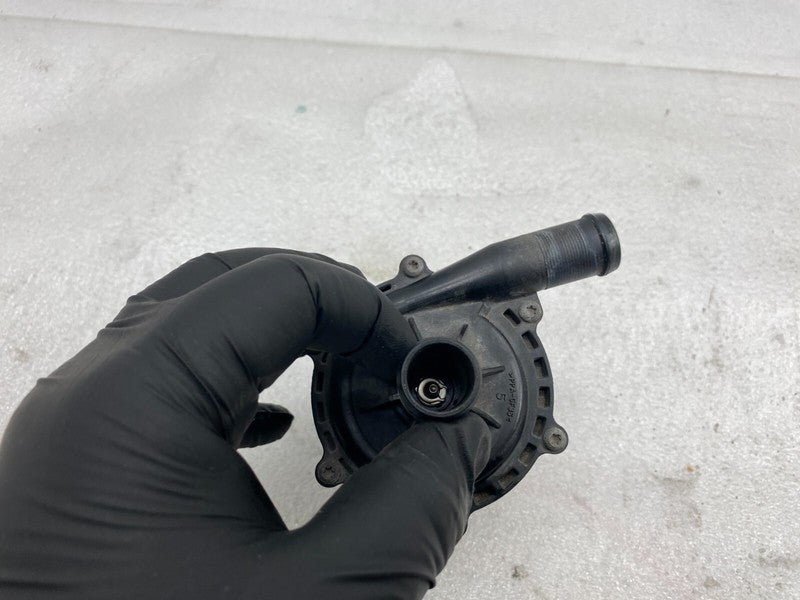 103732700F ⭕ 16-20 Model S X Cooling System Auxiliary Water Coolant Pump FWD 1037327-00-F