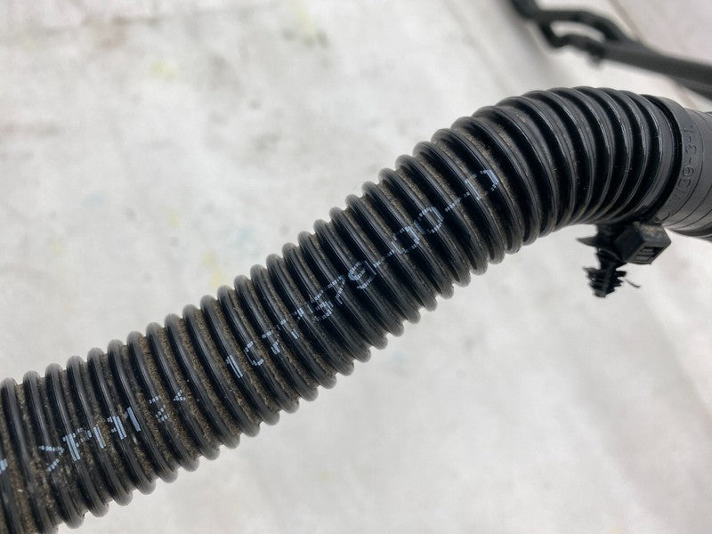 1077579 00 D ⭕ 17-22 Model 3 Front Motor Coolant Chiller to BATT Hose w/ Sensor 1077579-00-D