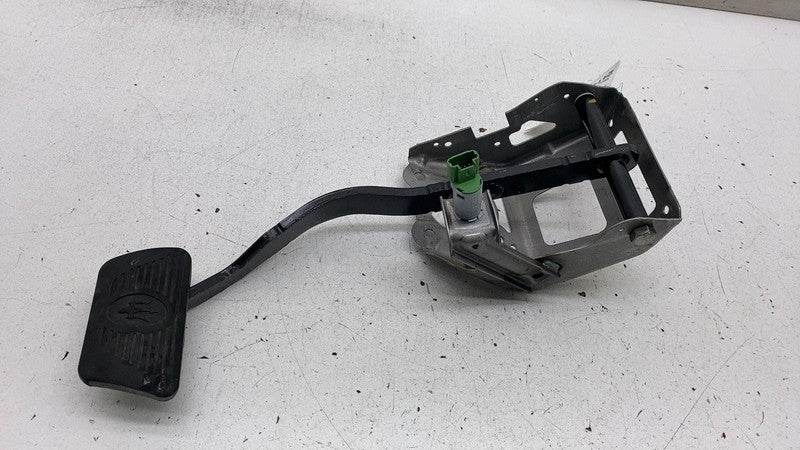 ⭕ 2017-2020 Maserati Levante Front Brake Foot Stop Pedal w/ Bracket 06