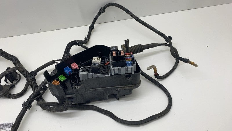 2011-2014 Porsche Cayenne Engine Bay Junction Fuse Relay Box & Wiring 