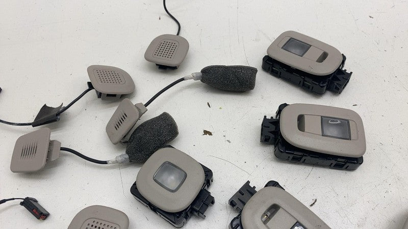 ⭕17-24 Chrysler Pacifica SET of Roof Dome Light + Noise Reduction Mic 