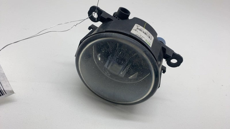 7L5941699B 2011-2018 Porsche Cayenne Front Passenger Side Lower Fog Light Foglamp Right RH