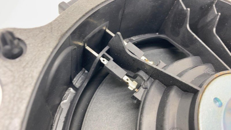 ⭕ 2017-2023 Tesla Model 3 Y Front Door Audio System Woofer Speaker 107