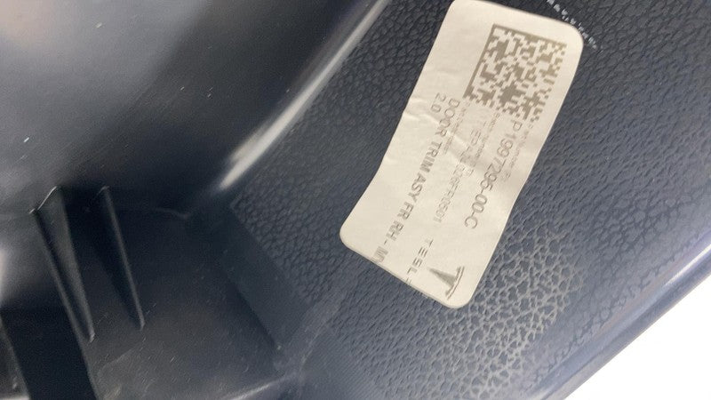 1997295-00-C ⭕ 20-24 Tesla Model Y Front Right Door Panel Trim Card Cover White 1997295-00-C