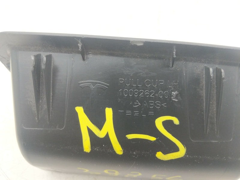 1009262-00-E ⭕ 12-2015 Model S Rear Left Liftgate Inner Pull Cup Close Handle LH 1009262-00-E