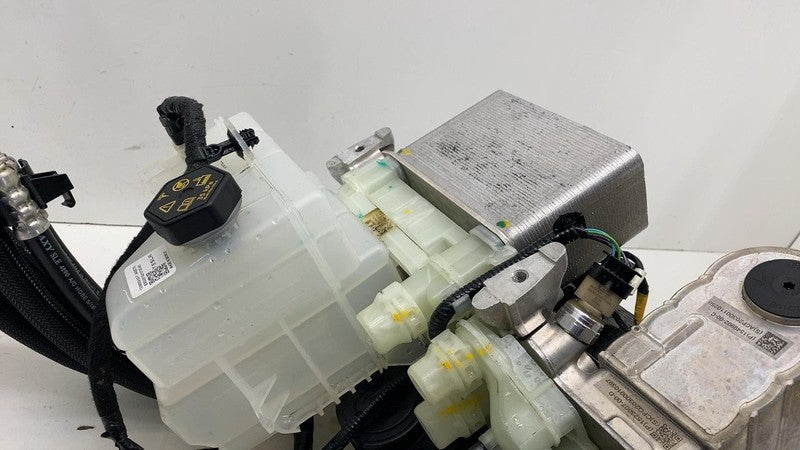 ⭕ 2020-2024 Tesla Model Y Supermanifold Refrigerant Chiller w/ Coolant