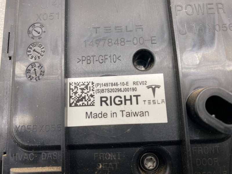 ⭕20-24 Tesla Model Y Right Low Voltage Controller Electronic Module 14