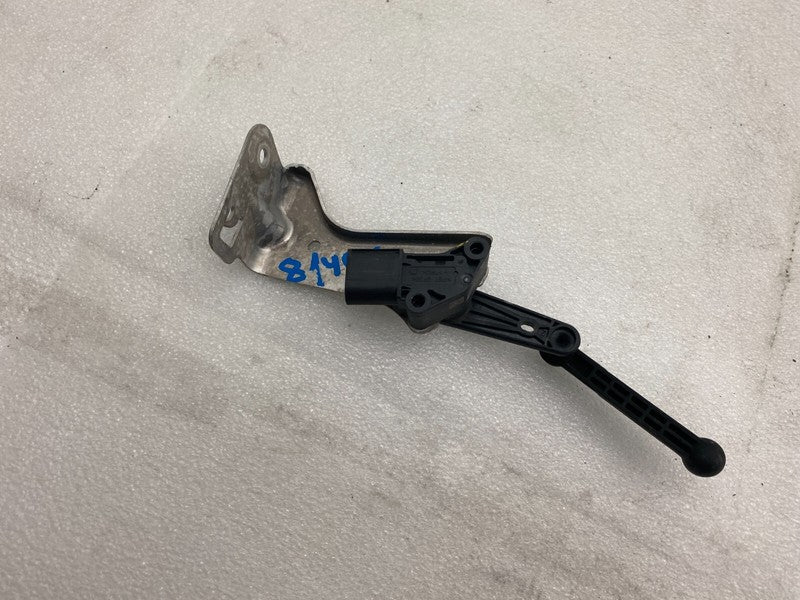 600652300B ⭕ 16-20 Tesla Model S X Rear Left Air Suspension Ride Height Sensor 1027971-00-A