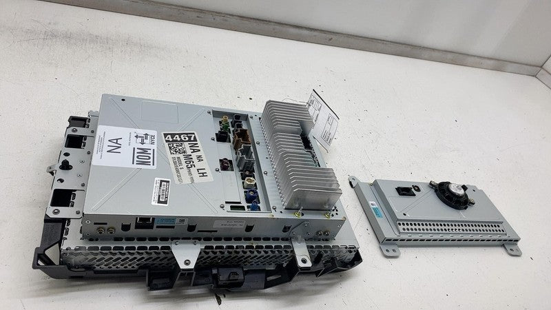 ⭕ 18-20 Tesla Model X S Display Screen MCU Media Control & Cluster Spe