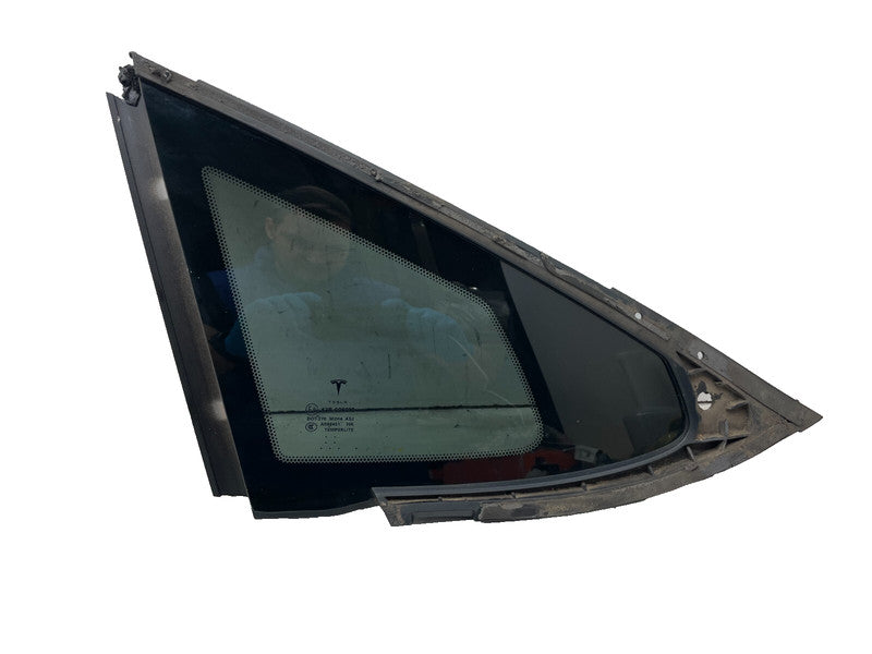 ⭕12-20 Tesla Model S Rear Passenger Side Quarter Window Glass Right 1026839-00-D