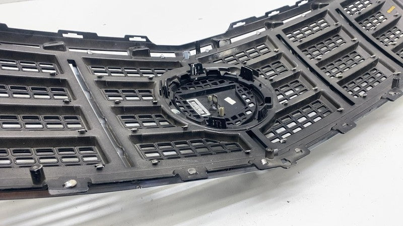 ⭕ 2013-2015 Cadillac XTS Front Bumper Upper Chrome Grille w/ Emblem Assembly OEM