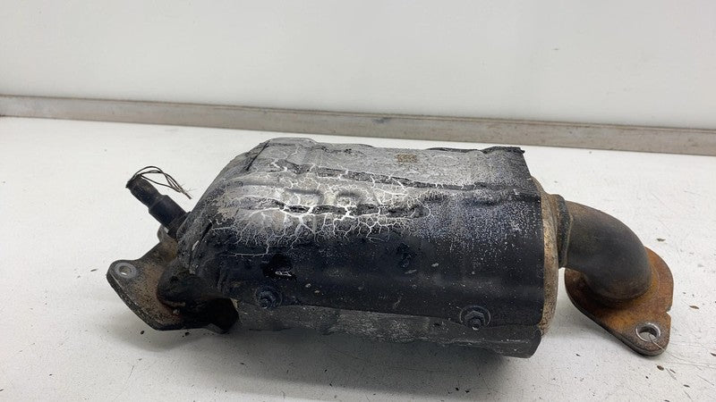 2017-2024 Chrysler Pacifica Exhaust Manifold Converter Assembly OEM