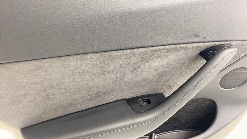 1997296-00-A ⭕ 20-24 Tesla Model Y Rear Left Interior Door Panel Trim Card Cover 1997296-00-A