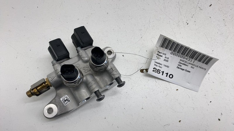 PT00003133-G ⭕ 2022 -2025 Rivian R1S Hydraulic Suspension Control Valve Unit OEM PT00003133-G