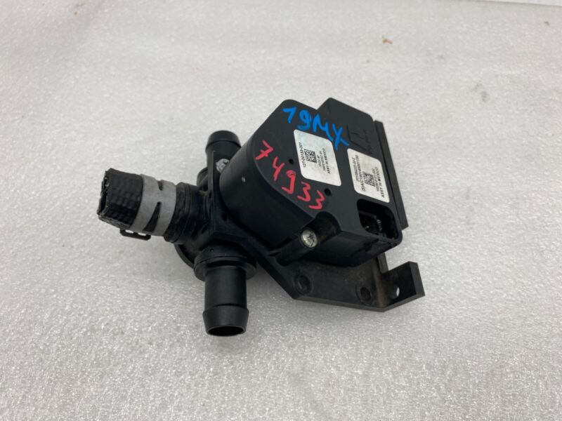 2016-2020 Tesla Model X 3-Way Coolant Valve Motor Actuator System 1064225-00-E