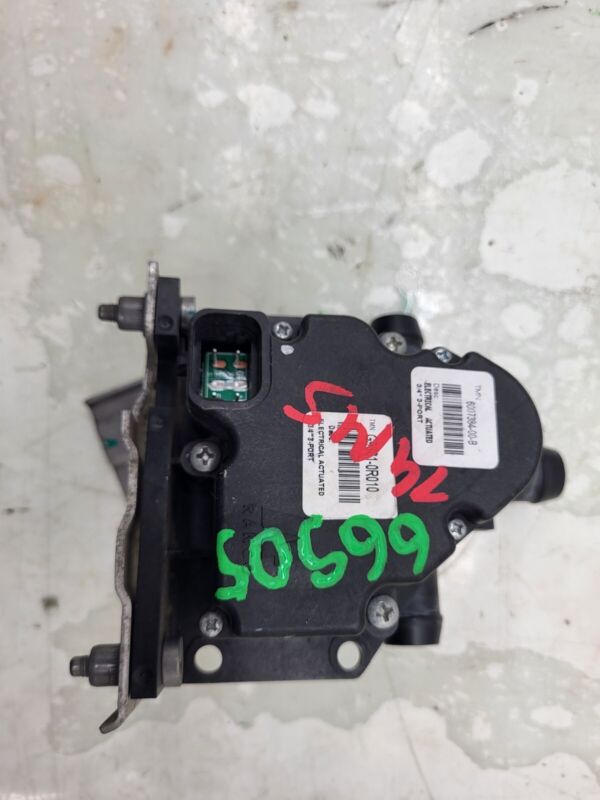 2012-2015 Tesla Model S MS 3-Way Port Coolant Valve Electric Actuator 3/4" inch