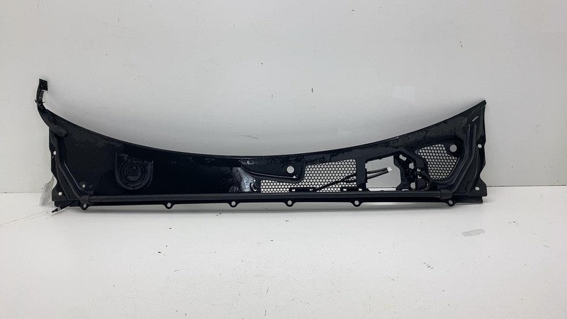 31694300 ⭕2021 2022 2023 Polestar 2 Front Windshield Wiper Cowl Panel Grille OEM 31694300