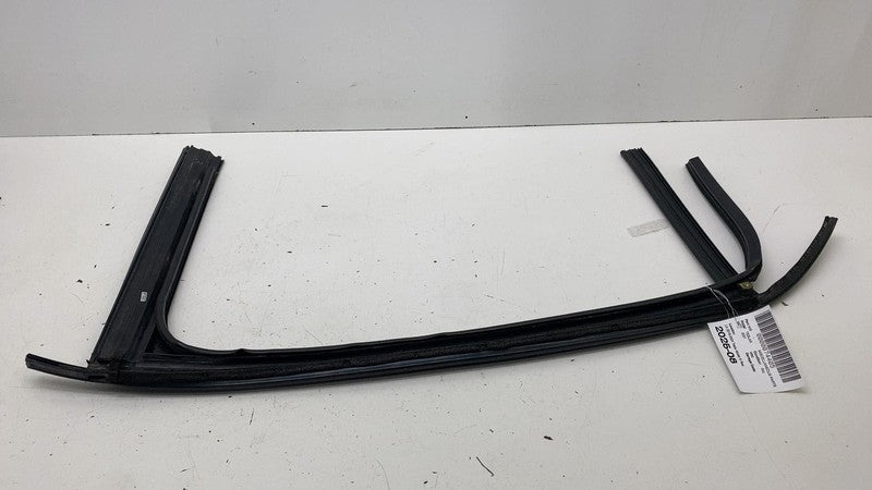 1484041-00-D ⭕ 2016-2024 Tesla Model X Rear Driver Side Door Window Seal Left LH 1484041-00-D