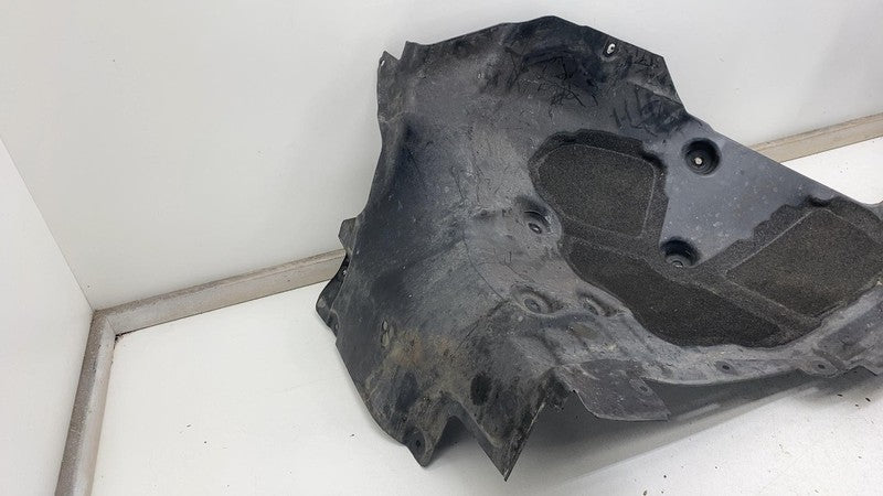 748506-13 2018-2020 BMW 530E Front Driver Side Inner Fender Liner Splash Guard Shield Left