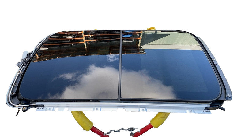 E2 43R-005013 ⭕ 2011-2016 Mini Cooper Countryman Front & Rear Panoramic Sunroof Glass Assembly