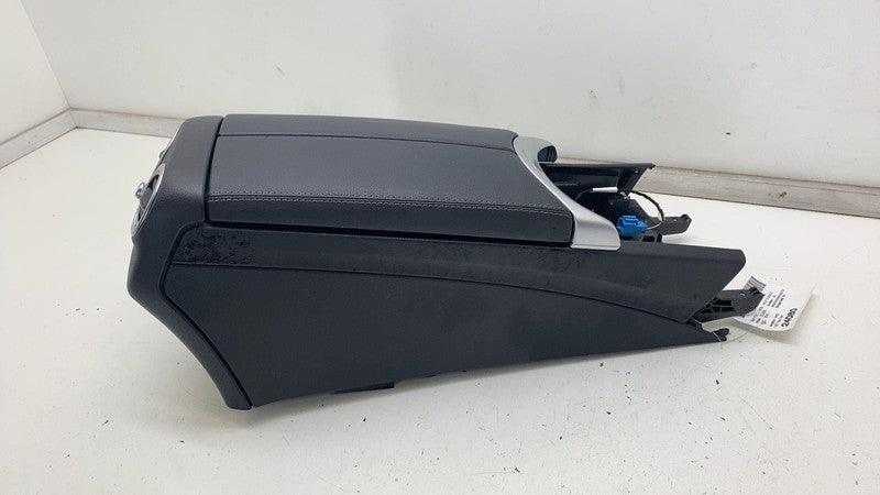 A2055406865 ⭕ 15-21 Mercedes C-Class C300 C250 Lower Center Console w/ Armrest A2055406865