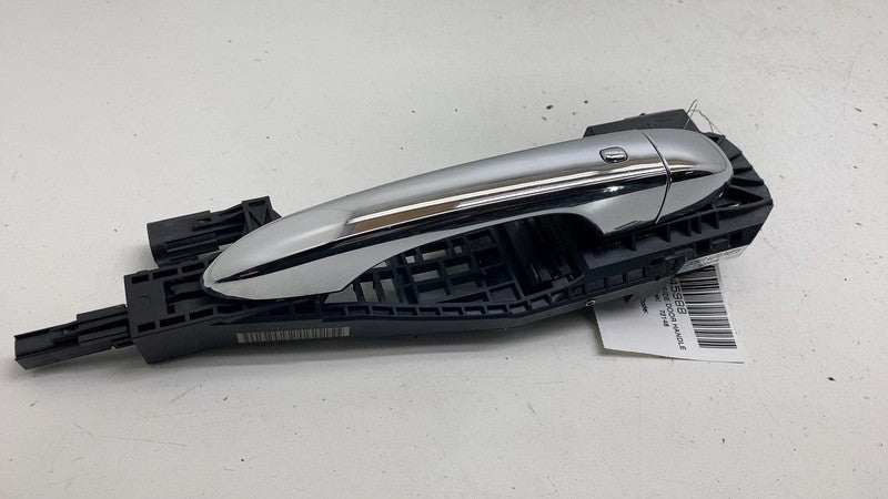 ⭕ 2017-2020 Maserati Levante Rear Passenger Side Exterior Door Handle 