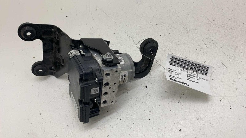 ⭕ 2025 Chrysler Pacifica ABS Anti Lock Brake Pump Module & Bracket 686