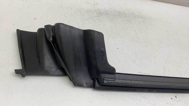 109050300F ⭕ 2017-2023 Tesla Model 3 Rear Left Door Inner Belt Rubber Seal LH 1090503-00-F