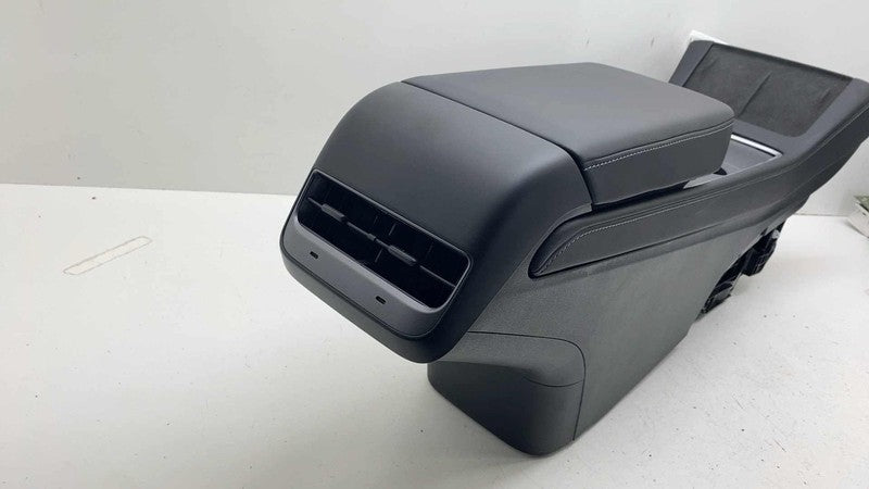 136306200F ⭕ 21-24 Model Y Front Center Console Armrest w/ Side Panels GEN 2 1617526-71-C