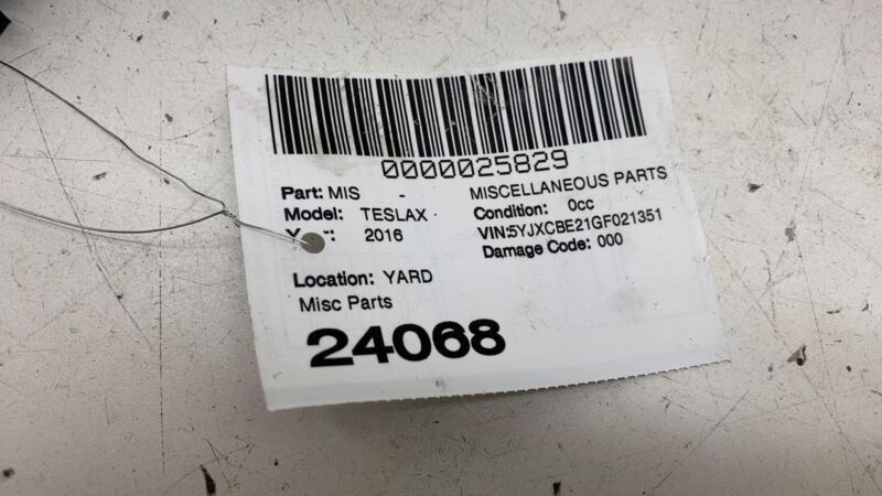 103440901C 16-20 Model X Front Junction Cabin Fuse Box Relay Control Frunk 12V 1034409-01-C