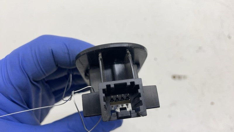 ⭕ 2025 Rivian R1S Light Guide Back Cover Bezel Assembly