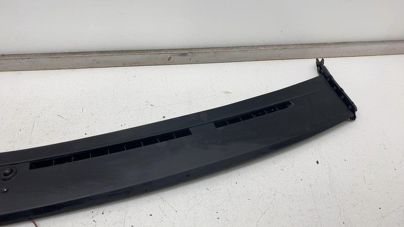 ⭕17-20 Maserati Levante Dash Dashboard Defrost Grille Cover Trim Panel