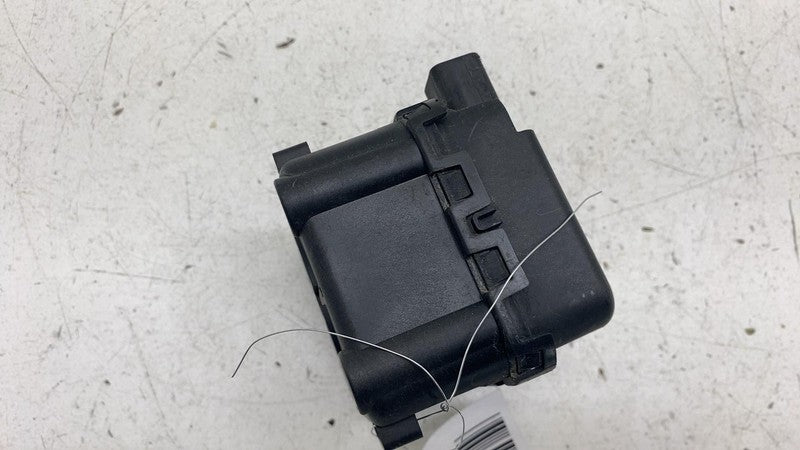 32344779 ⭕2022-2024 Polestar 2 Electric Vehicle Sound Alert Speaker Control Unit 32344779