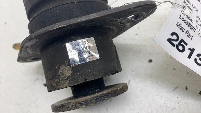 ⭕ 18-24 Lincoln Navigator Cabin Body Frame Mount Cushion Insulator 9L1