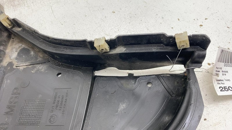 8060031 2017-2022 BMW 530e G30 Front Driver Side M Sport Mud Splash Guard Shield Left LH