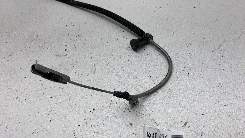 A 212 420 02 85 10-16 Mercedes E350 E-Class Emergency Parking Brake Center Cable Line A212420028