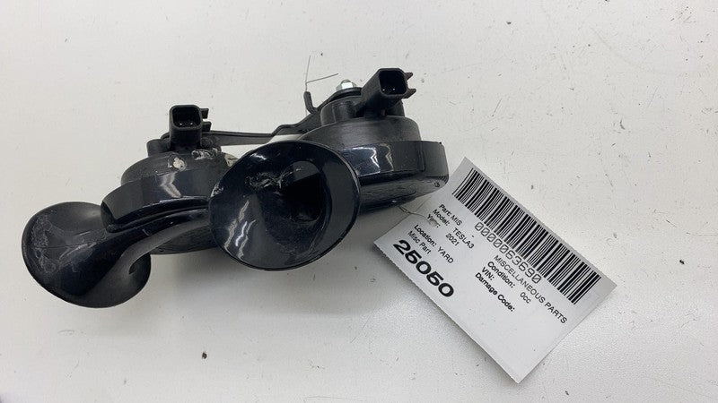 1486943-00-A ⭕ 2017-2023 Tesla Model 3 M3 High + Low Pitch Tone Horn w/ Bracket 1486943-00-A