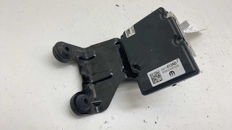 ⭕ 2025 Chrysler Pacifica ABS Anti Lock Brake Pump Module & Bracket 686