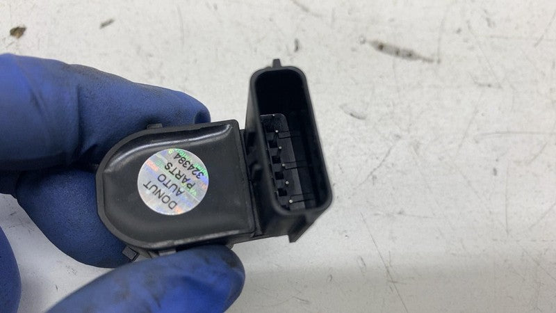 ⭕ 22-24 EV6 Rear Right Bumper Park Assist Parking Aid PDC Sensor 99310