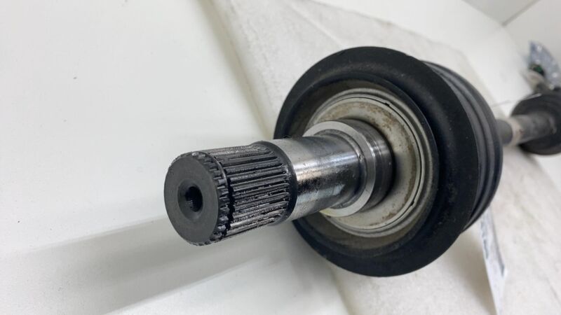 1604101205 2016-2018 Mercedes-Benz GLE350 Rear Passenger Side CV Axle Shaft Halfshaft Right