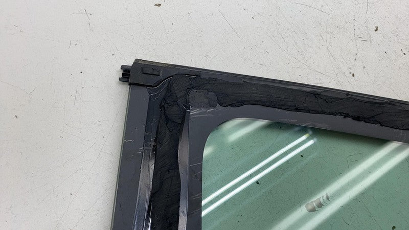 ⭕ 21-23 Model 3 M3 Rear Passenger Corner Window Quarter Glass Right 15