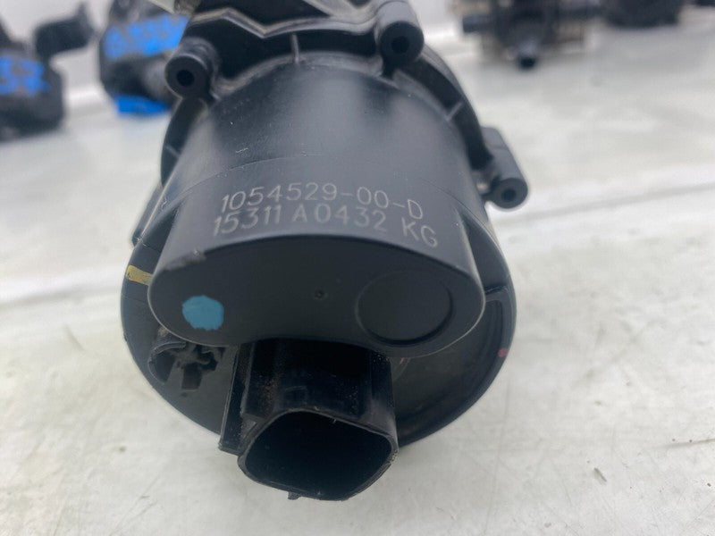 ⭕ 2016-2020 Tesla Model X Auxiliary Coolant Water Cooling Pump Assy 10