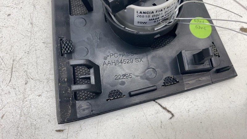 ⭕ 2014-2020 Maserati Ghibli Driver Side Tweeter Speaker Grille Cover T